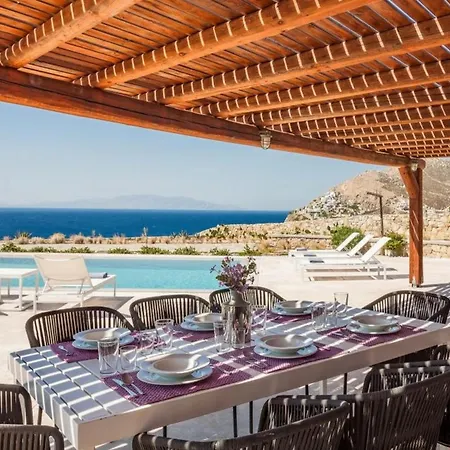 Villa 5 Bedrooms Near Elia *